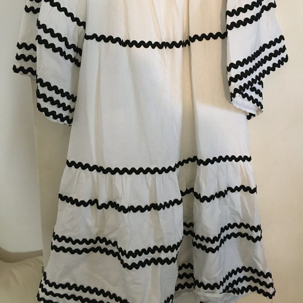 DESIGNER LINEN DRESS - Picture 3 of 8